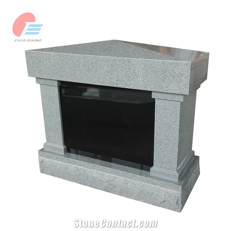 4 Niche Cremation Memorial / Columbarium With Square Column
