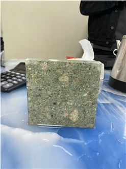 China Green Sukabumi Tuff Stone Tiles