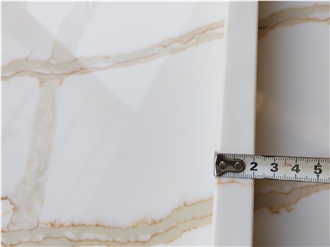5017 Calacatta Gold Quartz Kitchen Countertop