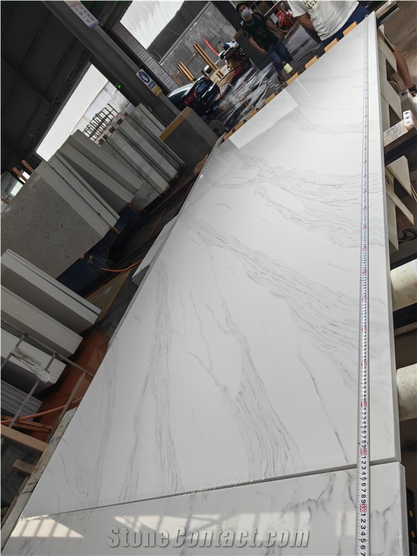 Artificial Custom Calacatta 5018 Quartz Kitchen Countertop