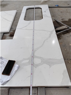 GOLDTOP 5062 Calacatta Victoria White Quartz Kitchen Tops