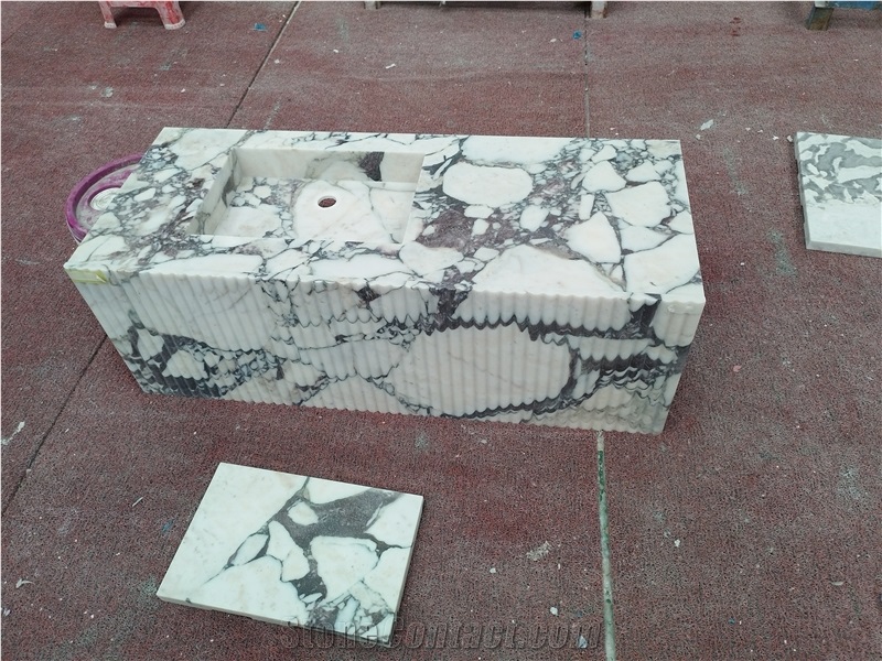 Goldtop Calacatta Viola Bathroom Countertop