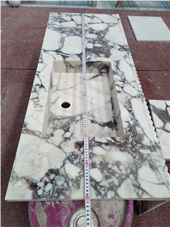 Goldtop Calacatta Viola Bathroom Countertop