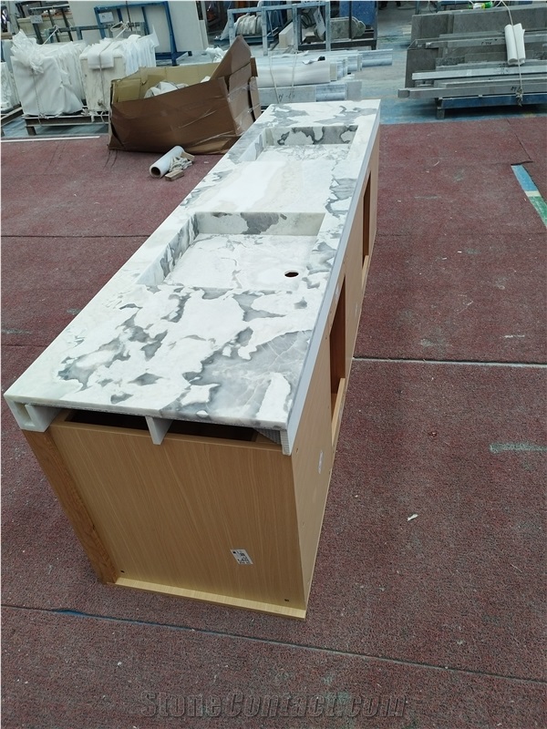 Goldtop Fendi White Double Sink  Bathroom Countertop