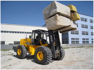 BENE 20 Ton All Terrain Forklift 20 Ton 4X4 Wheel Drive Diesel Forklift