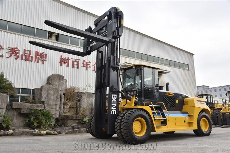 Chinese 30 Ton Heavy Duty Forklift FD300 Forklift With Cummins Engine
