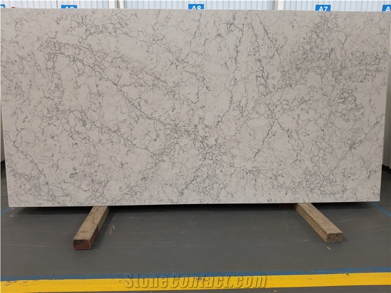 Ash Quartz -  Beige Quartz Slabs With Dark Vein