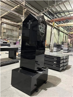 Black Granite Tombstone European Style