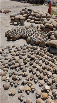 River Stone Abstract Rabbits Animal Sculpture For Garden