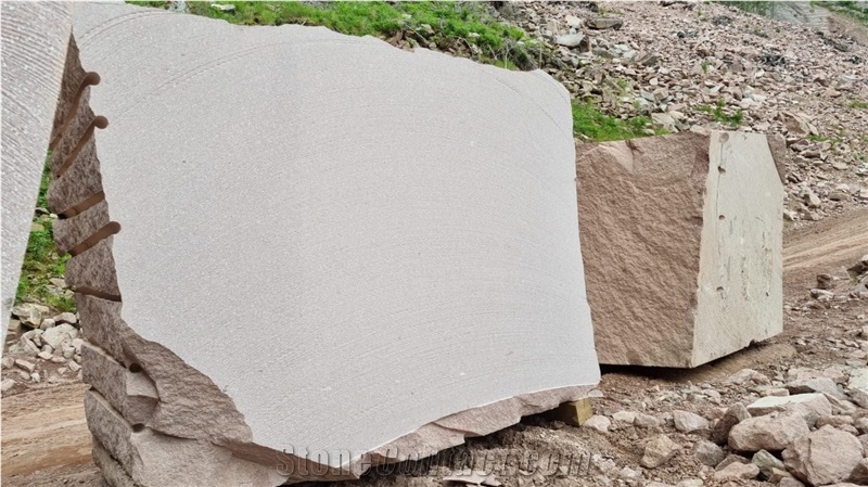 Porfido Rosso Sarentino Blocks
