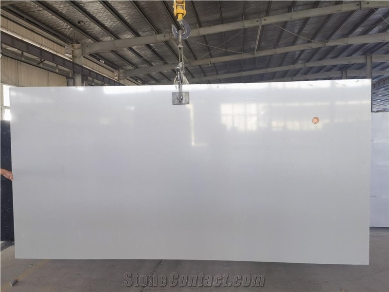 Light Grey Polar Quartz Slabs