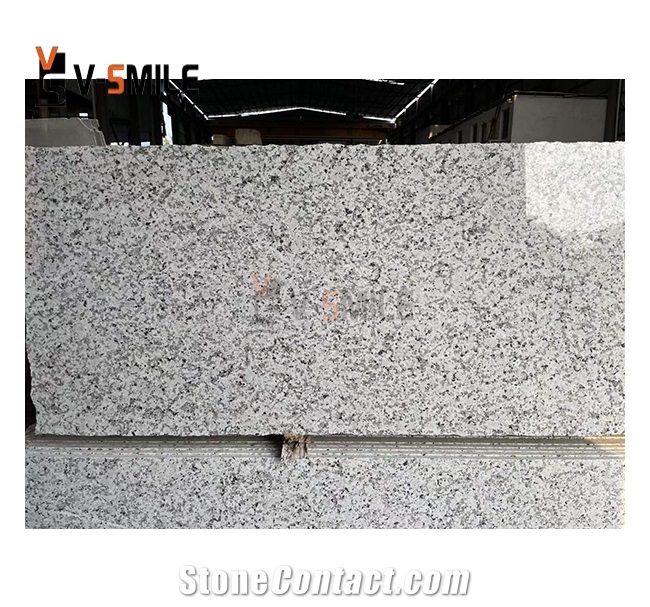 White Grey Mist Granite Kitchen Countertop