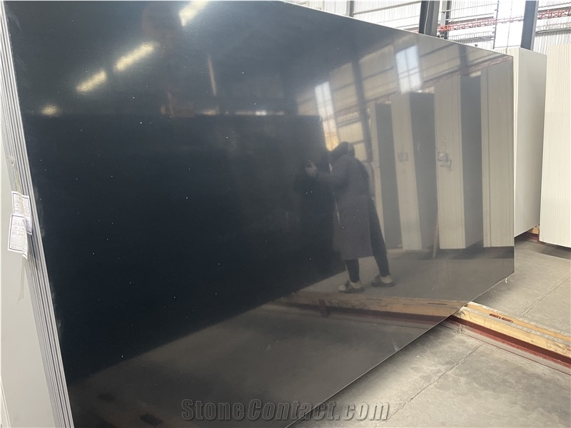 Black Sky Selling Quartz Slabs