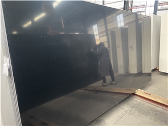 Black Sky Selling Quartz Slabs