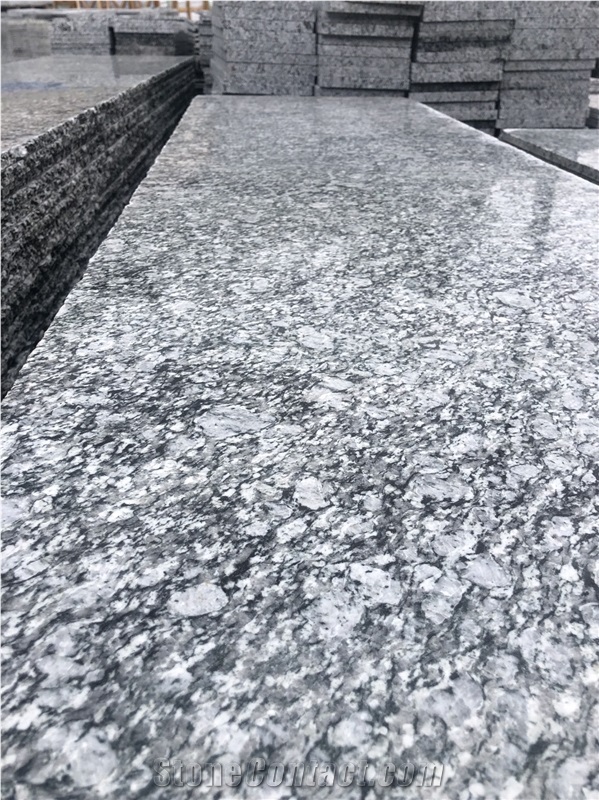 G037 Granite Seawave Grey Granite Slabs