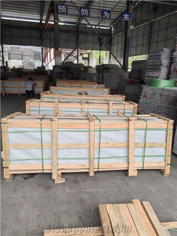 G037 Granite Seawave Grey Granite Slabs