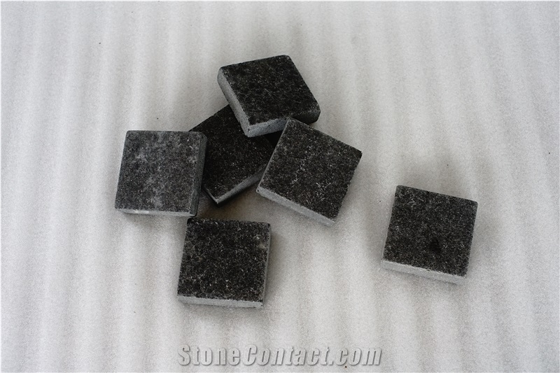 Black Basalt Cobble Large Ashlar Flamed