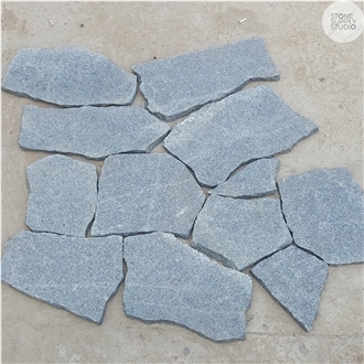 Gray Granite Crazy Pavers Hardscape