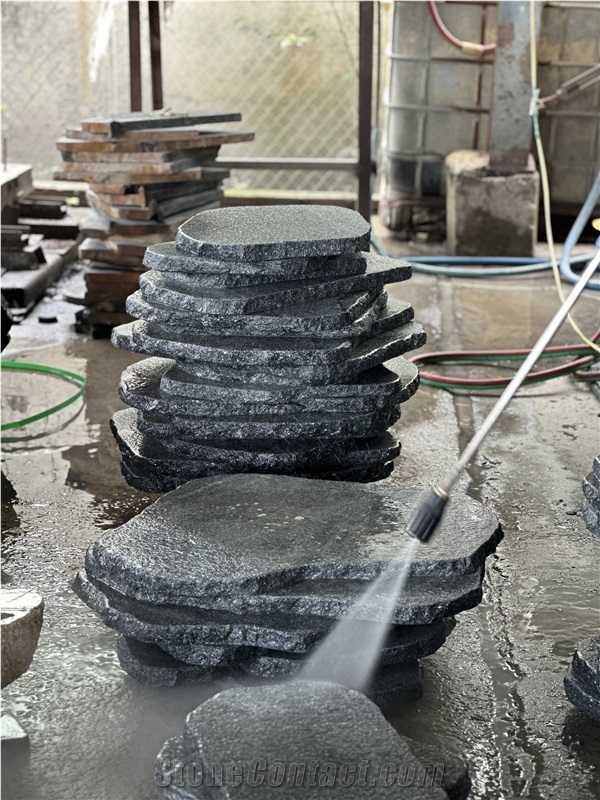 Gray Granite-Round Steppers Garden Stepping Pavement