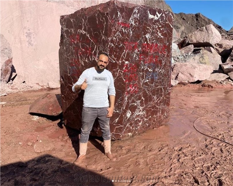 Rosso Levanto Marble Quarry