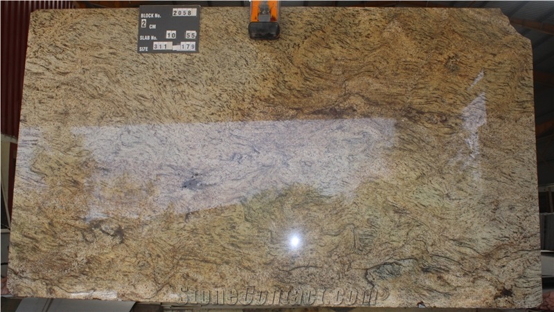 Gold Canyon Granite Slabs