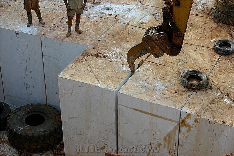Bianca Mist Marble Quarry