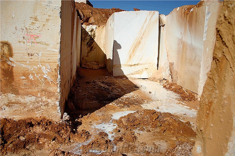Bianca Mist Marble Quarry