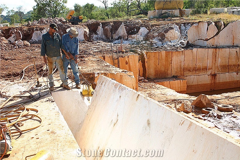 Chillagoe Champagne Marble Quarry