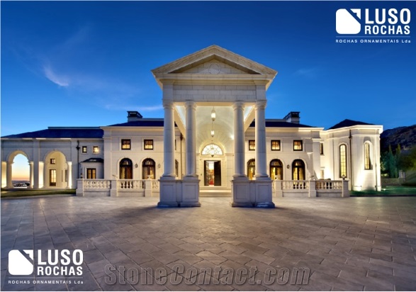 Moleanos Beige Limestone Columns