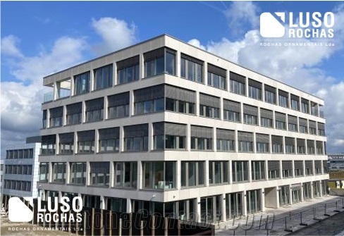 Moleanos Beige Limestone Facade