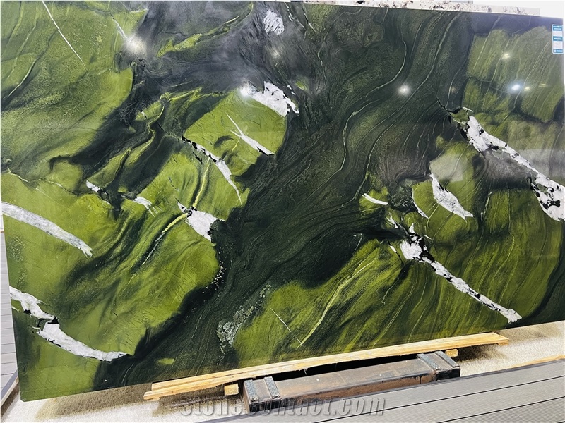 Verde Avocatus Quartzite Slabs