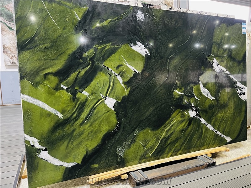 Verde Avocatus Quartzite Slabs