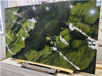 Verde Avocatus Quartzite Slabs