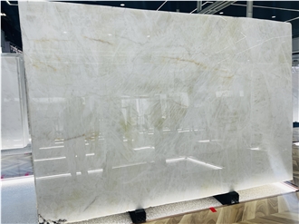 White Cristallo Quartzite Wall Slabs