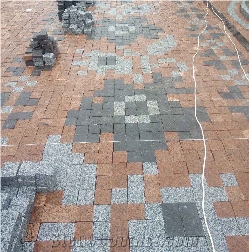 Maple Red Granite Cobble Paving Setts Split Face, Sawn Edges