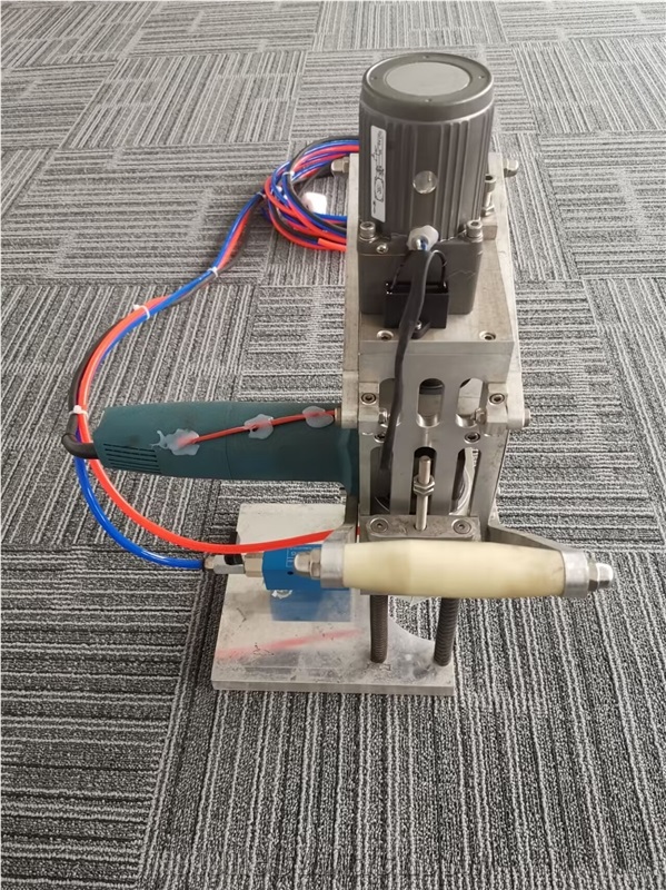 Mobile Drilling Equipment For Undercut Holes Of Wall Tile