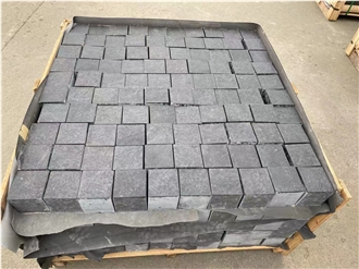 Black Basalt Lava Stone Paving Stone Cube Setts