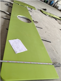 2010 Apple Green Quartz Kitchen Countertop