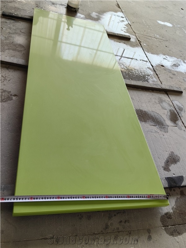 2010 Apple Green Quartz Kitchen Countertop