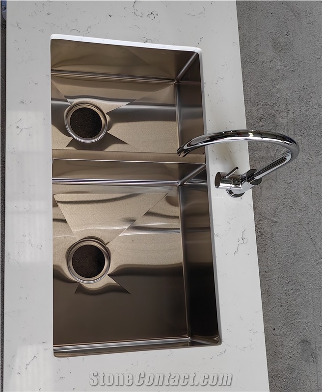 4044 Quartz Kitchen Countertop