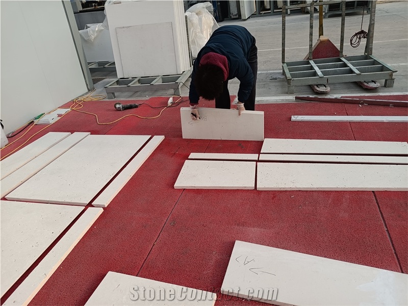 GOLDTOP OEM/ODM Flooring Tiles Ivory White Cheese Limestone