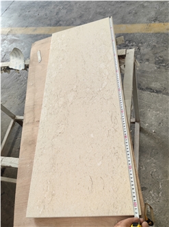 Trani Classico Limestone Tiles