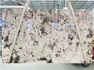 Brazil Tourmaline Granite Slabs For Interior Decoration Projects