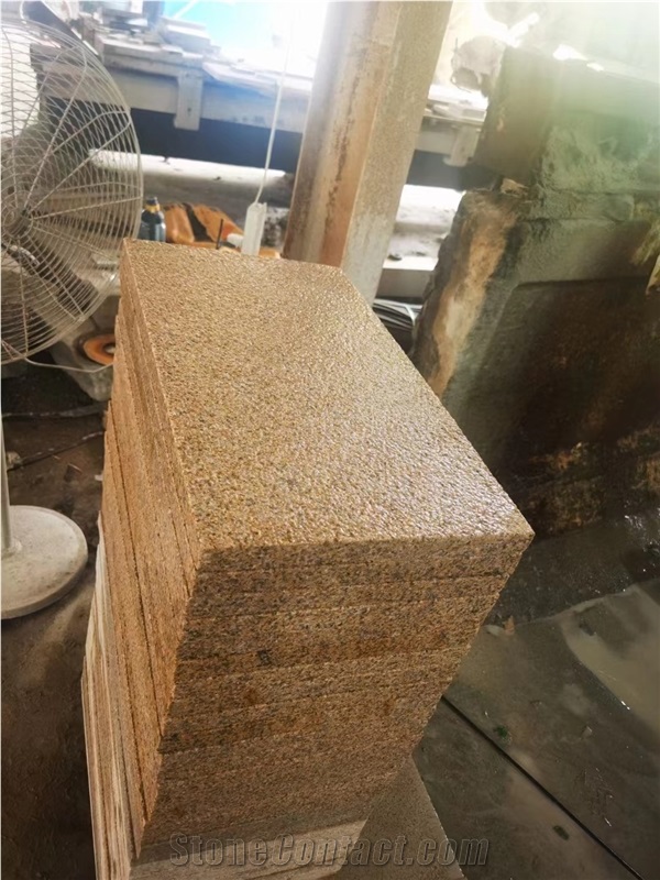 Hot Selling Rusty Stone Flamed G682 Granite Pavers