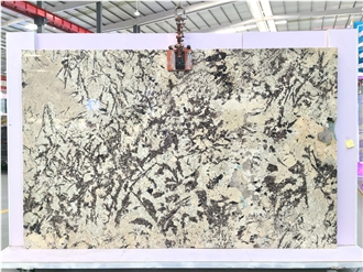 White Persa Granite Slabs For Hotel Design