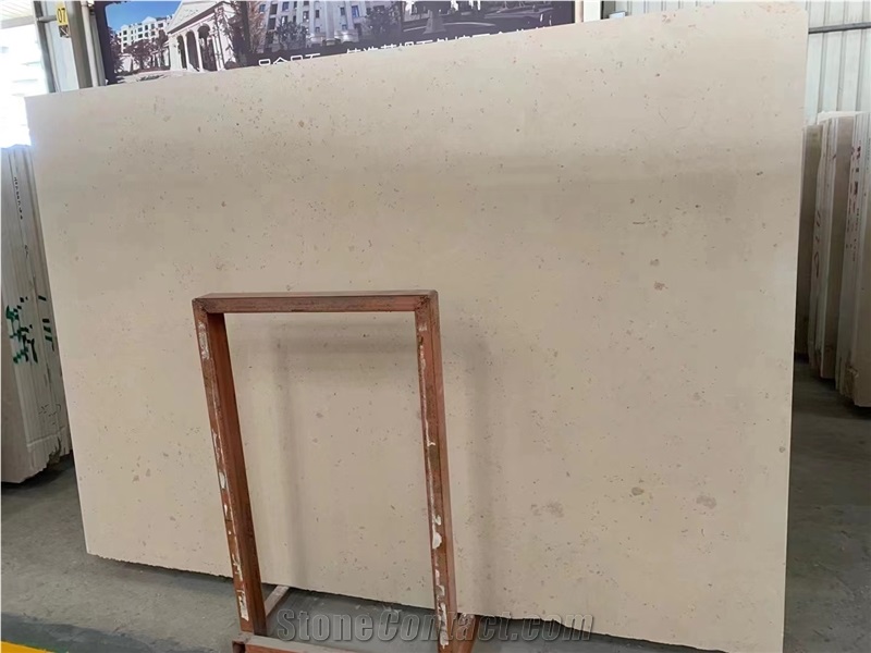 Natural Stone Saudi Beige Limestone Slabs