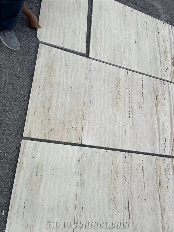 Unfilled Romano White Travertine Slabs For Wall Facade Decor
