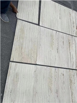Unfilled Romano White Travertine Slabs For Wall Facade Decor