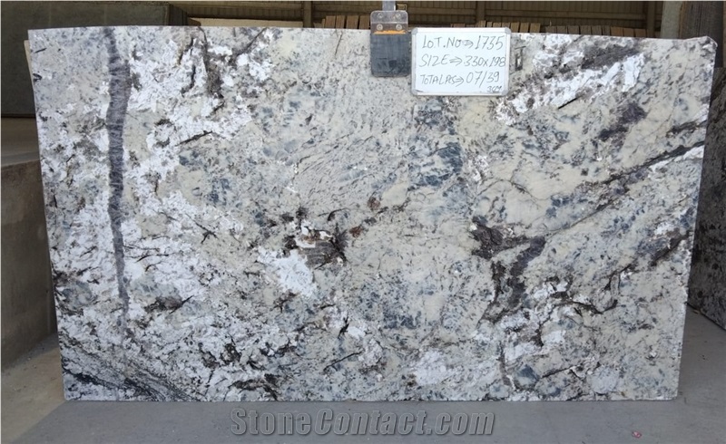 Glacier White Granite Polished Gangsaw Slabs