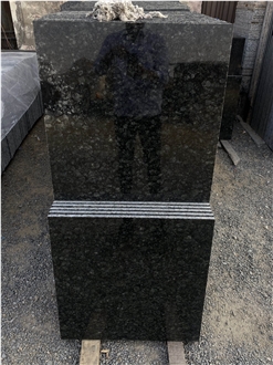 Green Pearl Granite Polished Tiles